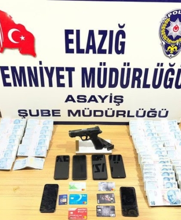 elazigda-dolandiricilik-sebekesine-yonelik-operasyon-3-kisi-tutuklandi-ZgY37VF4.jpg