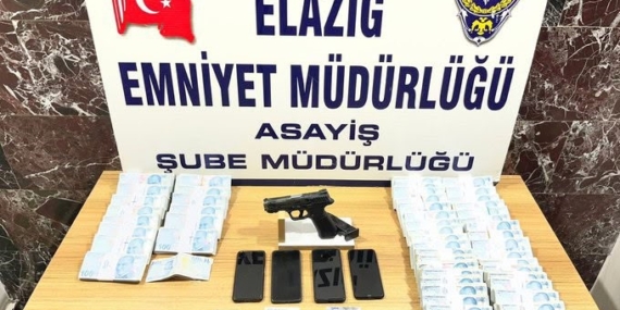 Elazığ’da Dolandırıcılık Şebekesine Yönelik Operasyon: 3 Kişi Tutuklandı
