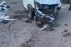 elazigda-hafif-ticari-arac-takla-atti-5-kisi-yaralandi-DKe72ErW.jpg