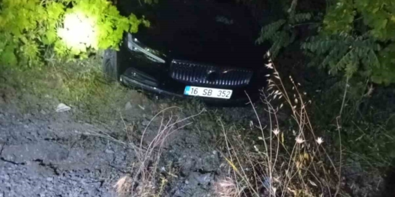 Elazığ’da Otomobil Şarampole Uçtu: 1 Kişi Yaralandı
