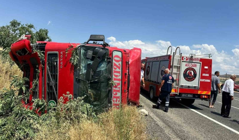 elazigda-tir-devrildi-1-kisi-yaralandi-1EOMNxlT.jpg