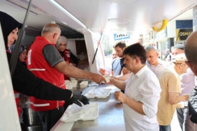 elazigda-vatandaslara-unutulmaz-asure-ikrami-OQUvqSVQ.jpg