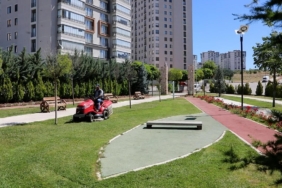elazigin-yesil-alanlarinda-suren-duzenleme-calismalari-s8lZ6LEE.jpg