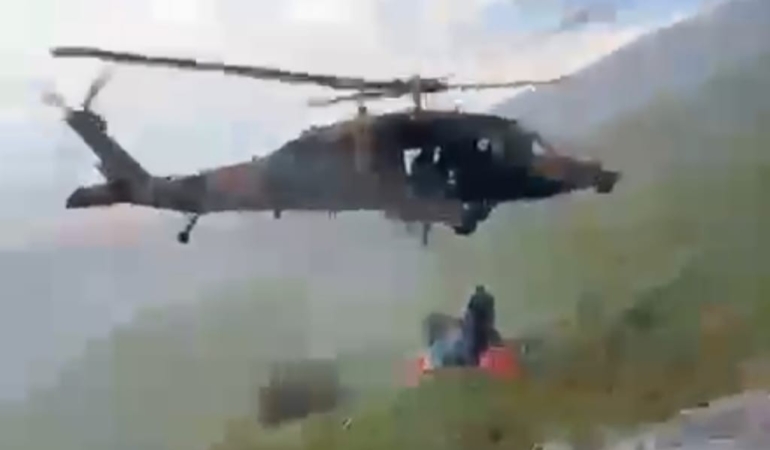 malatyanin-daglik-alaninda-kalp-krizi-geciren-vatandas-askeri-helikopterle-kurtarildi-57NATRkX.jpg