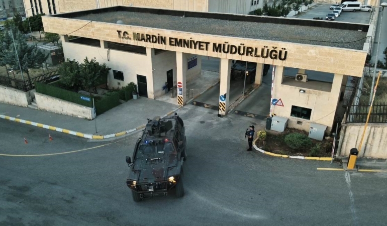 mardin-merkezli-yasa-disi-bahis-ve-dolandiricilik-operasyonu-10-milyar-tl-hacim-belirlendi-lkgxVRHJ.jpg