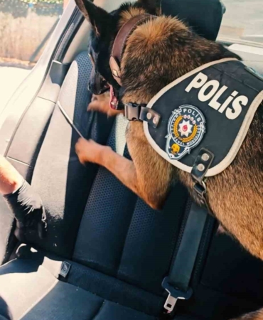 musta-60-kilogram-uyusturucu-narkotik-operasyonu-basarisiyla-sonuclandi-whAYwjy1.jpg