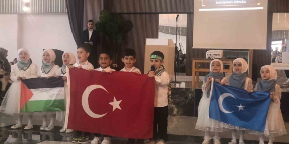 Palu’da Kur’an Kursu Mezunlarının Coşkulu Kutlaması
