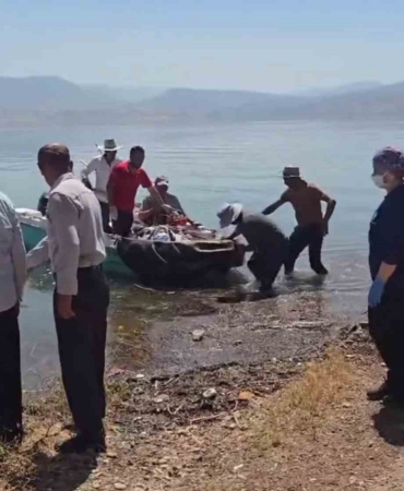 siirtte-bahcede-fenalasan-hasta-ambulansa-tekneyle-ulastirildi-QkLh6y8s.jpg