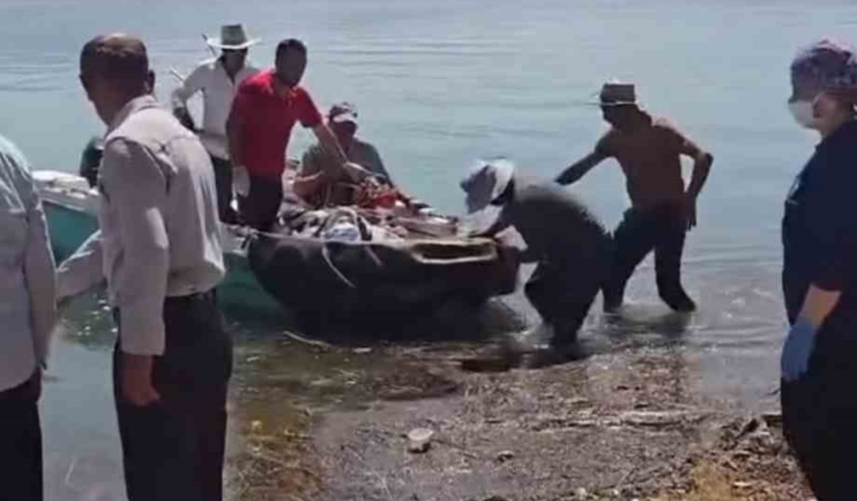 siirtte-bahcede-fenalasan-hasta-ambulansa-tekneyle-ulastirildi-QkLh6y8s.jpg