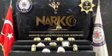 vanda-10-kilogram-260-gram-metamfetamin-yakalandi-3D5R9S4e.jpg