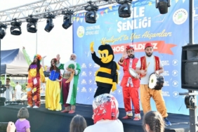 yesilyurtta-renkli-yaz-aksamlari-etkinlikleri-basladi-t3I8w6hu.jpg