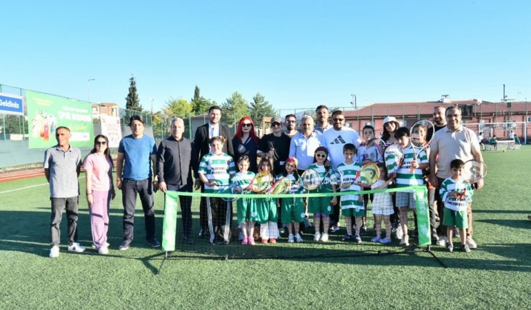 yesilyurtta-yaz-spor-okullari-ve-spor-akademisi-heyecanla-faaliyete-gecti-viQffSgJ.jpg