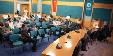 yonetici-liderlik-egitiminde-yapay-zeka-uygulamalari-6RbBiUVU.jpg