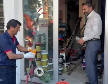 adilcevazda-yilan-panik-yaratirken-ekipler-harekete-gecti-ucvwbblS.jpg