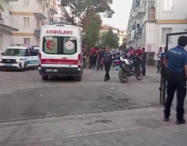 akraba-tartismasi-kavgaya-donusunce-6-kisi-yaralandi-u5stwO88.jpg