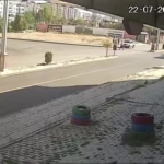 Elazığ'da Seyir Halindeki Otomobilde Yangın Çıktı thumbnail