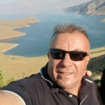 Bariyerlere Çarpan Otomobil Alev Alev Yandı: 1 Kişi Hayatını Kaybetti, 1 Kişi Ağır Yaralı thumbnail