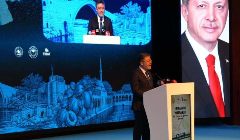 bakan-yumakli-ile-firat-havzasi-rehabilitasyon-projesi-tanitim-etkinligi-yapildi-MXVZTwai.jpg