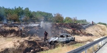 bariyerlere-carpan-otomobil-yangin-cikardi-surucu-hayatini-kaybetti-ZJn8F3Y6.jpg