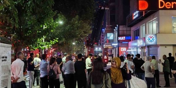 Batman’da Plaza Yangını: Korku Dolu Anlar