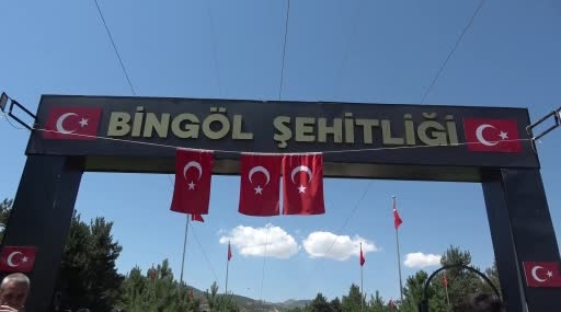 Bingöl’de 15 Temmuz Şehitleri İçin Anma Töreni Düzenlendi