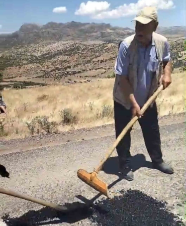 cermik-mahalle-yolu-muhtar-ve-vatandaslar-tarafindan-yenilendi-h5nxfvgB.jpg