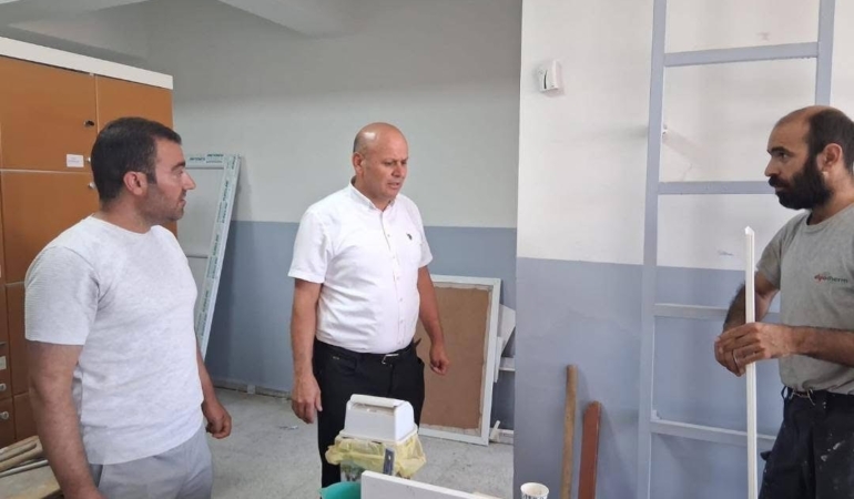 cermikteki-okullarda-yeni-egitim-yilina-hazirlik-sureci-ZAtAAX4N.jpg