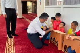dicle-kaymakami-atisin-kuran-kursu-ogrencileriyle-bulusmasi-KIdnB9JJ.jpg