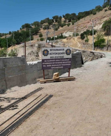 diyarbakir-kirsalinda-yollar-modernizasyon-surecinden-geciyor-Bli3wrvi.jpg