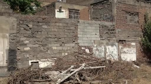 Diyarbakır’da Metruk Yapıların Yıkım Süreci Devam Ediyor