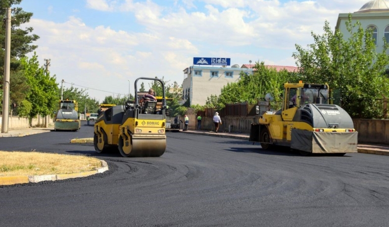 diyarbakirda-modern-yol-yenileme-calismalari-basladi-zTxhfXn6.jpg