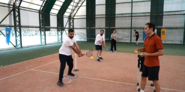 diyarbakirda-tenis-kortlarina-rekor-ilgi-6-ayda-540-yeni-kursiyer-9xKWbd9u.jpg
