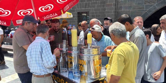 Diyarbakır’da Yüzyıllardır Sürdürülen Cuma Geleneği
