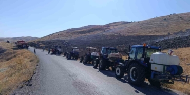 dogansehirde-aniz-yanginina-koylulerin-traktorlu-mudahalesi-L81Ya7bi.jpg