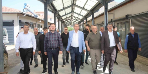 Elazığ’da AK Parti Kadrosu Sahada Aktif Çalışmalarını Devam Ettiriyor