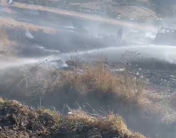 elazigda-korkutan-arazi-yangini-sz8vjnlQ.jpg