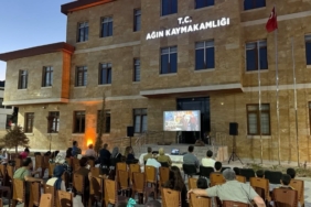elazigda-nefes-kesen-acik-hava-sinemasi-etkinligi-MVmF3WWA.jpg