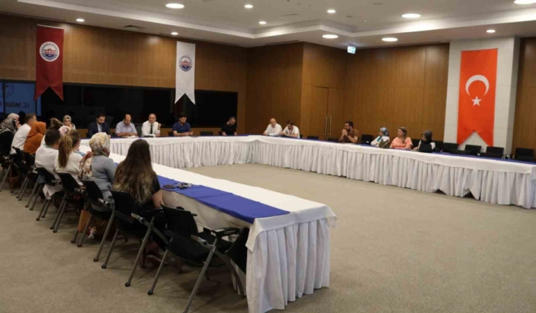 elazigda-saglik-hizmetleri-uzerine-degerlendirmeler-jznjSGvZ.jpg