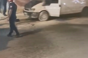 elazigda-seyir-halindeki-minibuste-aniden-patlayan-yangin-olayi-pxG1Ua3J.jpg