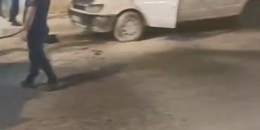 elazigda-seyir-halindeki-minibuste-aniden-patlayan-yangin-olayi-pxG1Ua3J.jpg