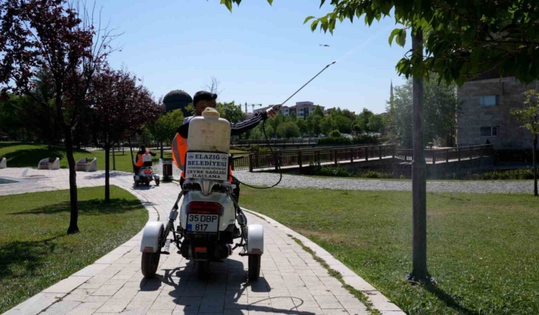 elazigda-suregelen-ilaclama-faaliyetleri-hcy3rqg3.jpg