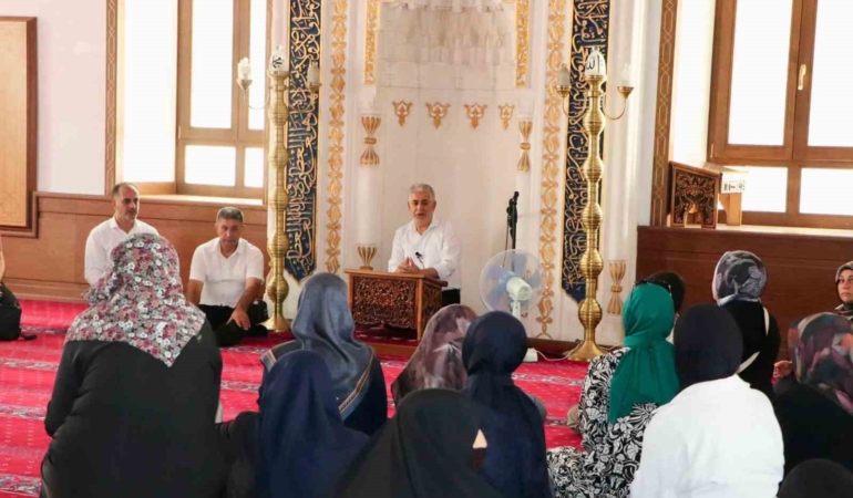 elazigda-umreye-hazirlik-semineri-katilmak-icin-bilmeniz-gerekenler-ptOCa6GG.jpg