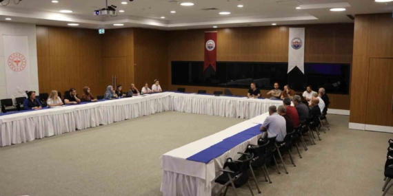 Fethi Sekin Şehir Hastanesi’nde Çalışan Memnuniyeti Üzerine Derinlemesine İnceleme
