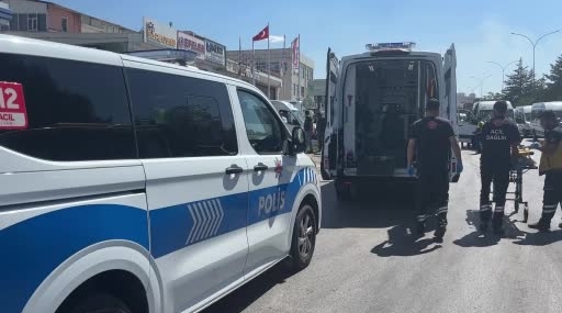 Gaziantep’te İşçi Servisine Tır Arkadan Çarptı: 11 Yaralı Vaka