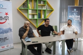 gelecekteki-meslekler-ve-yapay-zeka-yeni-bir-donem-basliyor-GeEQvyQp.jpg