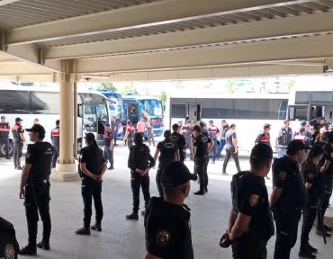 gulistan-doku-sorusturmasinda-gozaltilarin-saglik-kontrolu-yapiliyor-Yp18vLiN.jpg