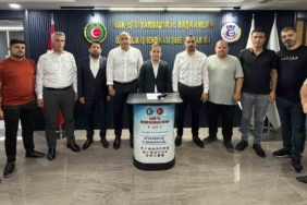hak-is-il-baskani-akuzum-tarihi-direnisin-altin-sayfalari-5RBptLbe.jpg
