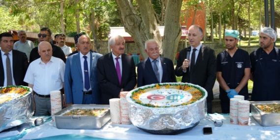 İnönü Üniversitesi’nde Geleneksel Aşure Etkinliği