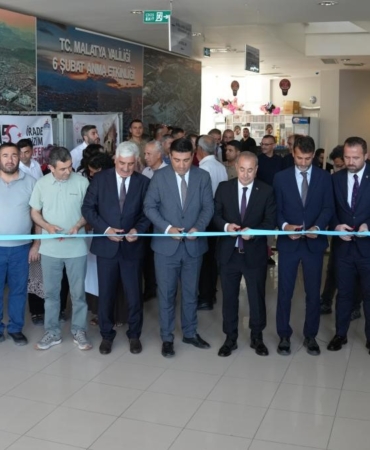 irade-bizim-zafer-bizim-yeni-sergi-acilisi-IpYQ2EcP.jpg