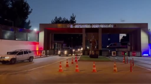 Kaçan Sürücü, Aracını Saklayarak Yurt Dışına Çıkmaya Çalışırken Yakalandı
